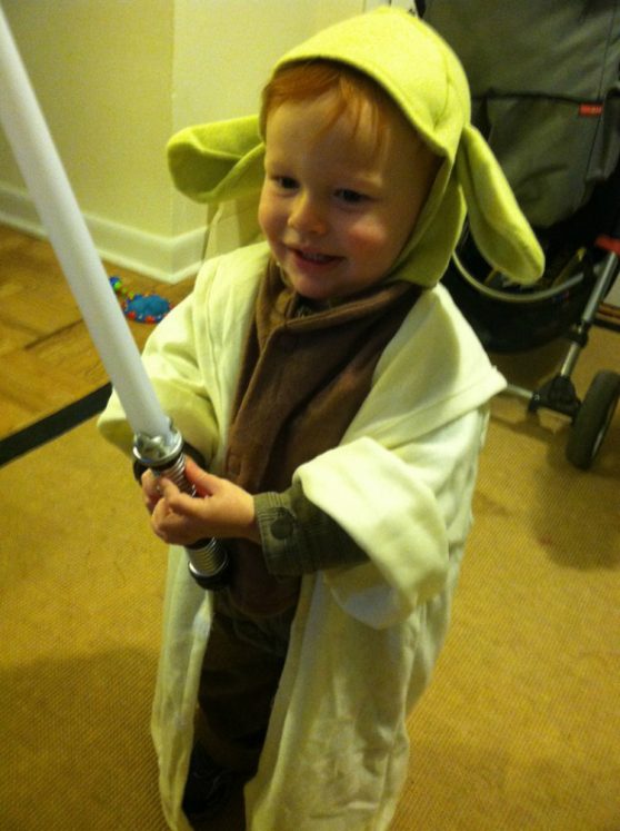 star wars child dressed like yoda
