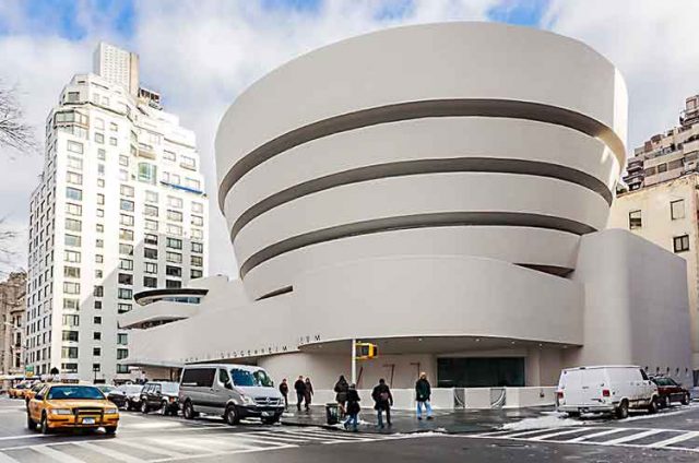 Guggenheim museum NYC Frank Lloyd Wright building
